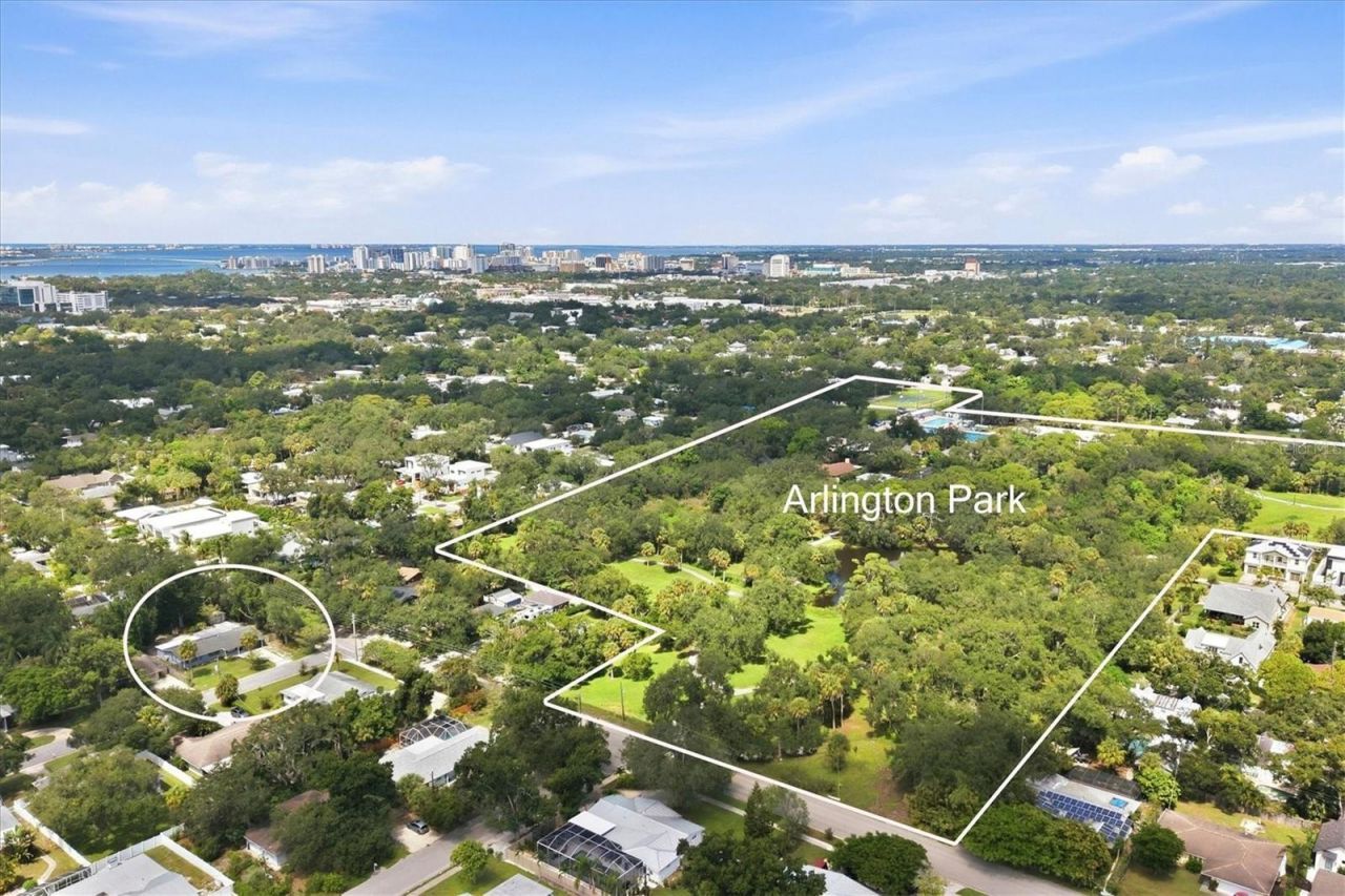 2000 Craft Lane, Sarasota, FL 34239 Photo