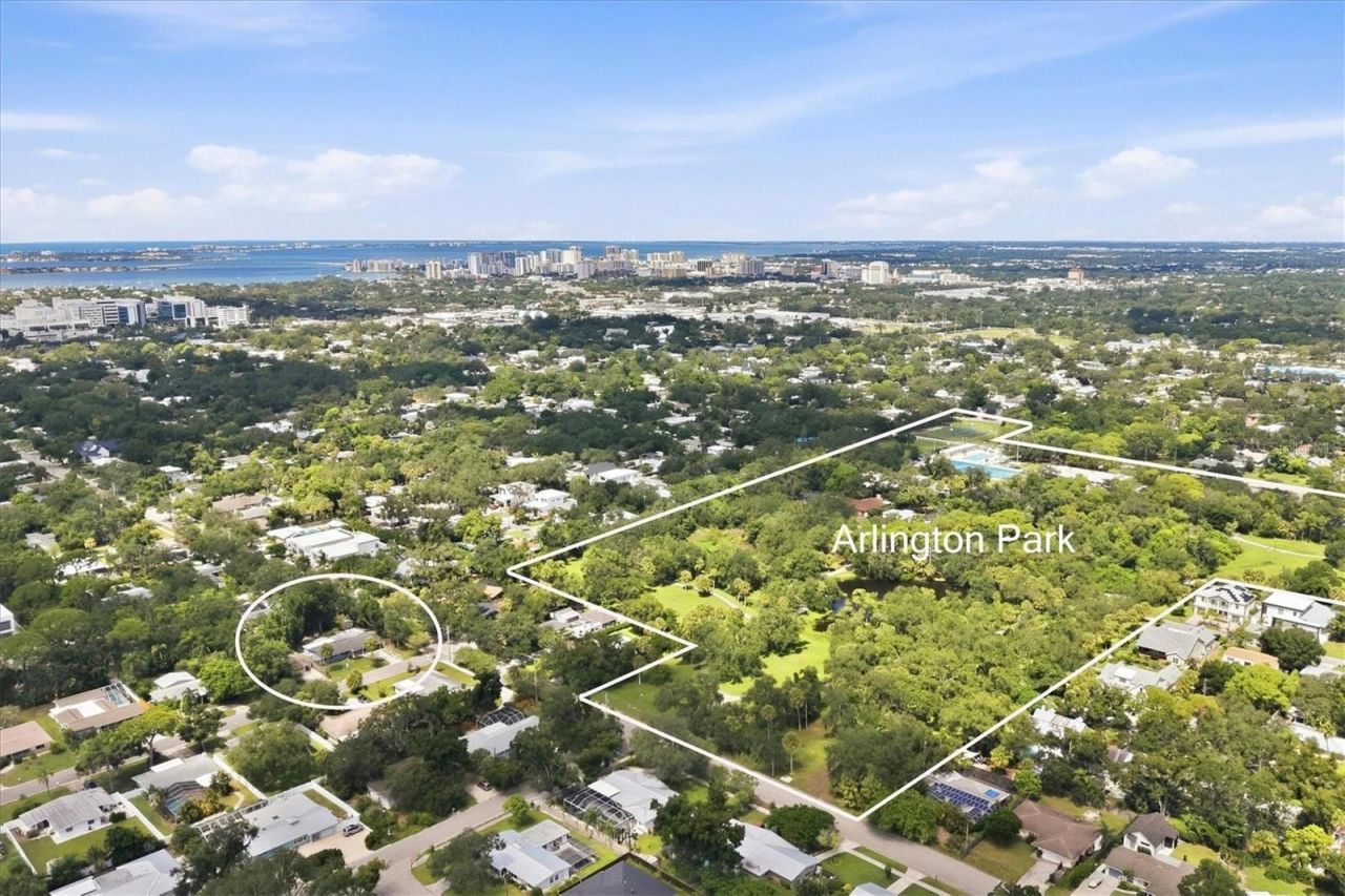 2000 Craft Lane, Sarasota, FL 34239 Photo