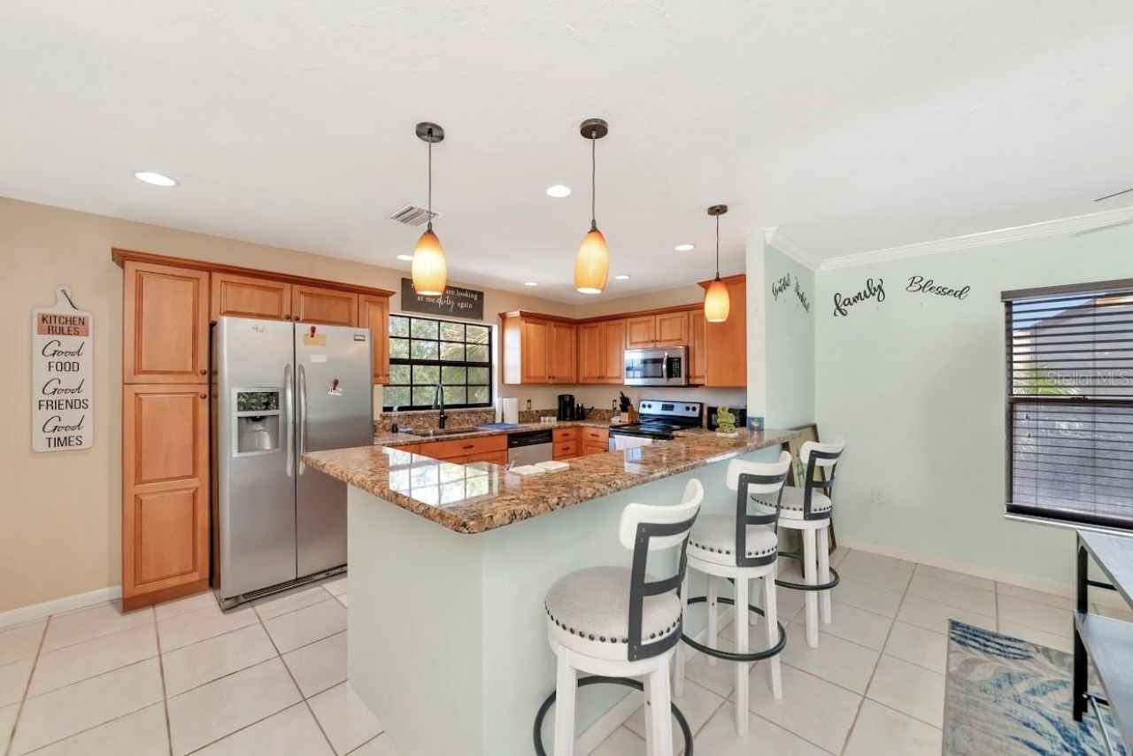 7517 34th Avenue W, Unit 6, Bradenton, FL 34209 Photo