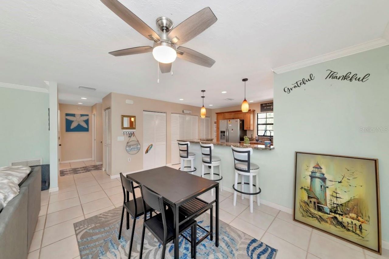 7517 34th Avenue W, Unit 6, Bradenton, FL 34209 Photo