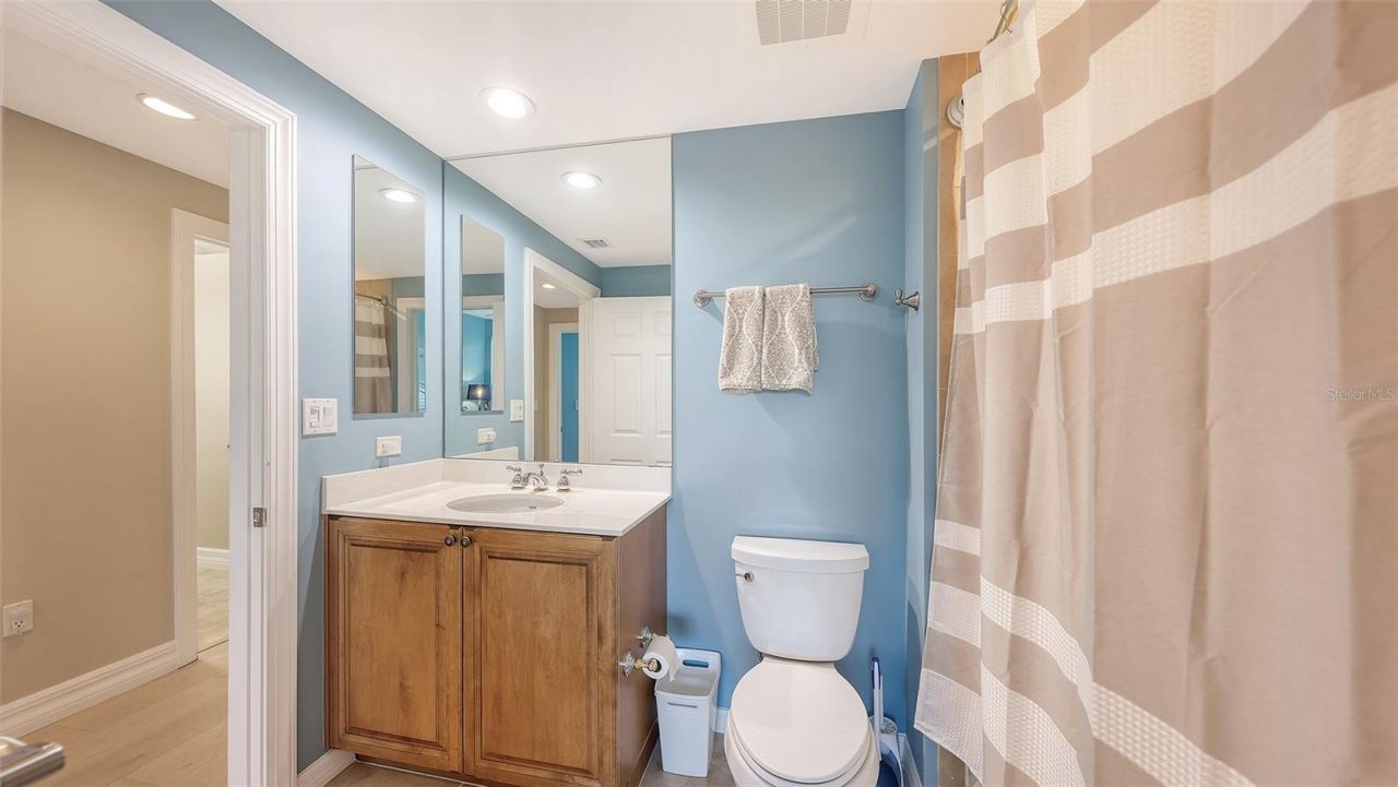 3621 N Point Road, Unit 403, Osprey, FL 34229 Photo