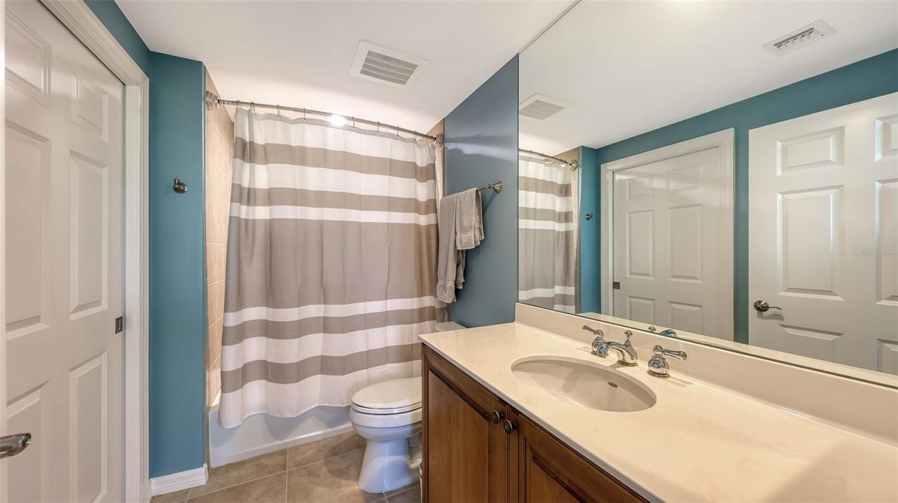 3621 N Point Road, Unit 403, Osprey, FL 34229 Photo