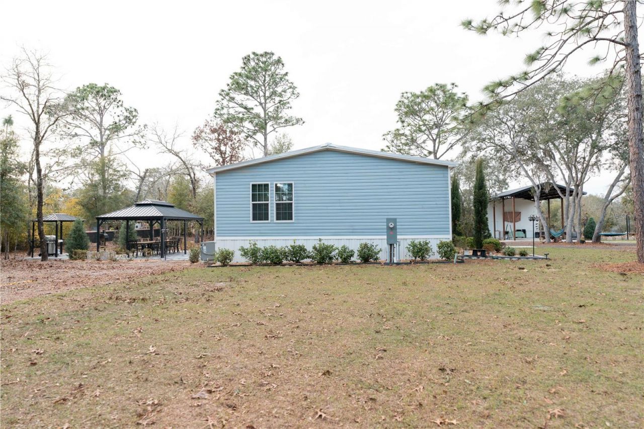 7670 NE 97th Court , Bronson, FL 32621 Photo