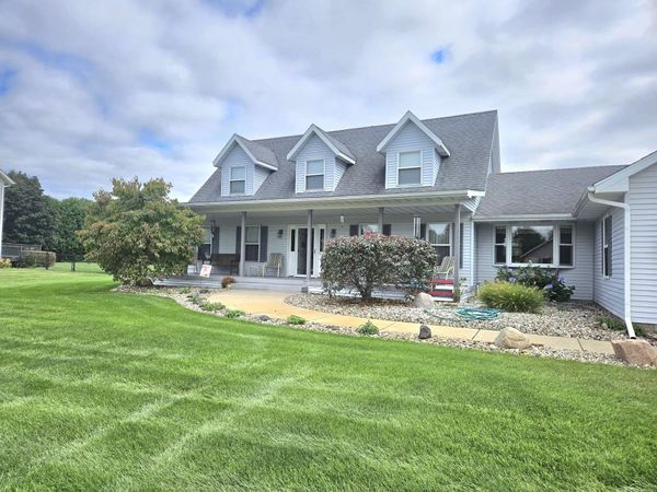 2763 S Nowak Drive , La Porte, IN 46350