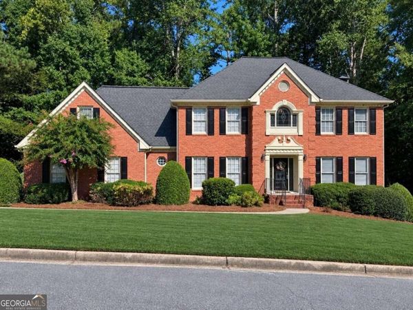 1455 Chinook Court SW, Lilburn, GA 30047