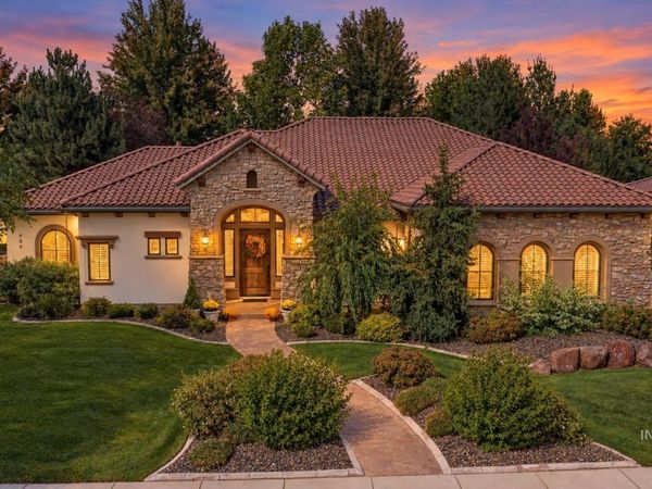 986 W Cherry Bello Dr, Eagle, ID 83616