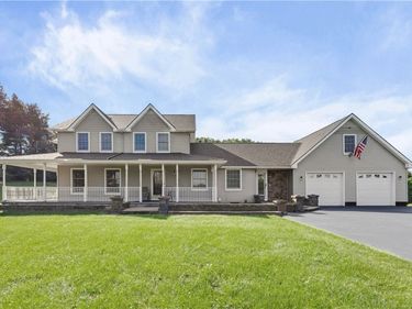 7217 Chili Riga Center Road , Churchville, NY 14428