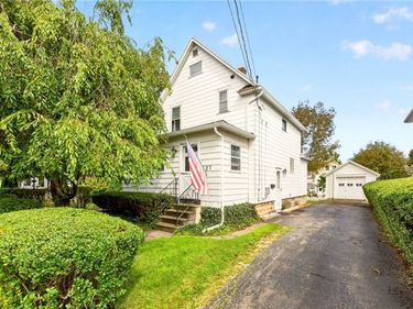 127 W Hickory Street, East Rochester, NY 14445