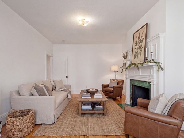16 Glenville Ave, Unit 1, Boston, MA 02134