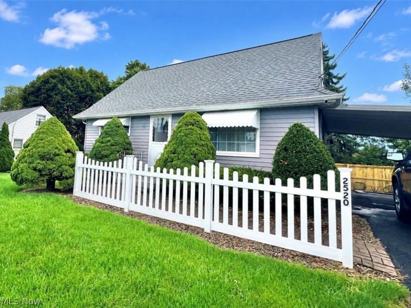 2520 Clarendon Avenue NW, Canton, OH 44708 Photo 1