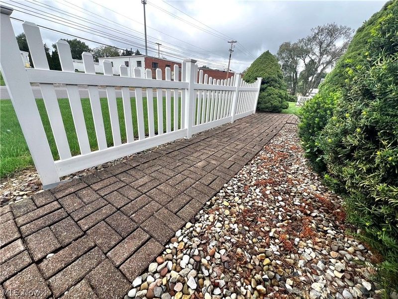 2520 Clarendon Avenue NW, Canton, OH 44708 Photo 5