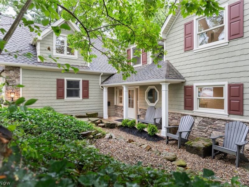 1921 Wynwood Drive, Rocky River, OH 44116 Photo 2