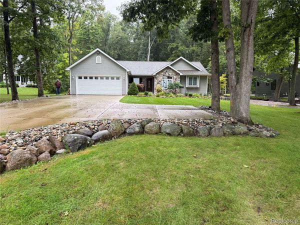 16290 Whitehead Drive, Argentine Township, Mi 48451
