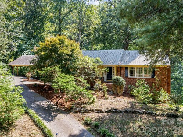 165 Cherokee Road, Asheville, NC 28804