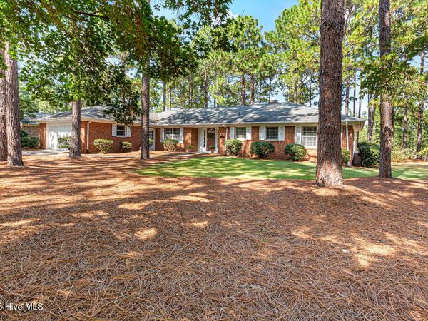 16 Bogie Drive, Whispering Pines, NC 28327