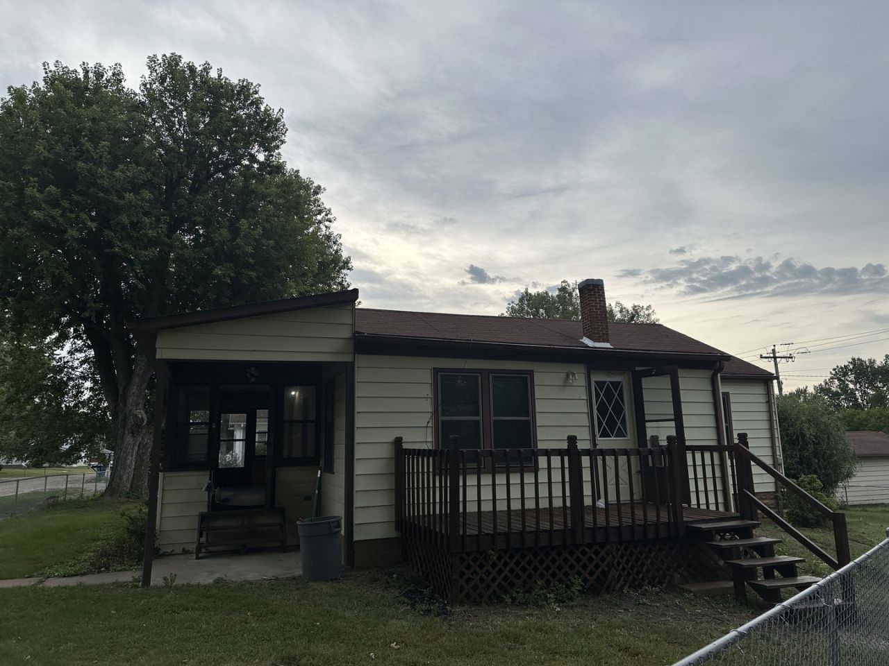 1607 Ontario Avenue, Savanna, IL 61074 Main Photo