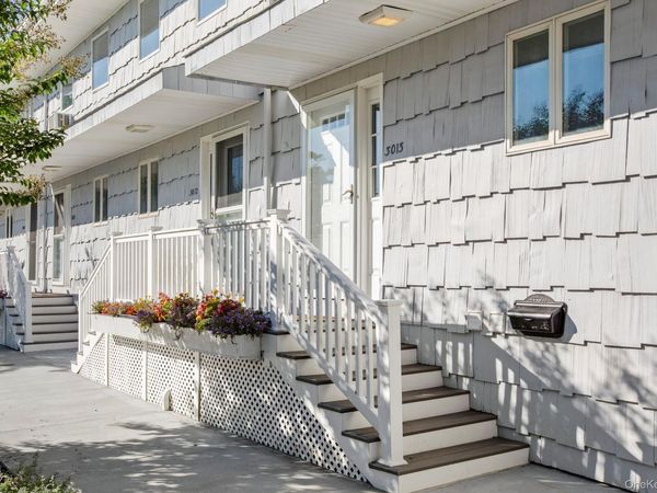 3013 Mitchell Road , Westhampton Beach, NY 11978