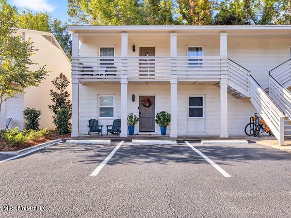 114 Ethel Circle, Ocean Springs, MS 39564
