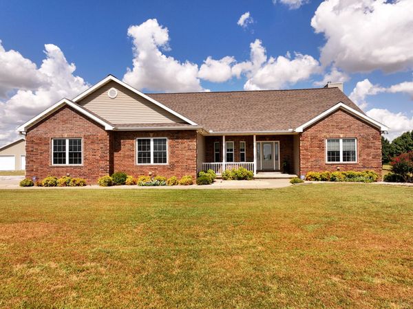 672 SW 15th Lane, Liberal, MO 64762