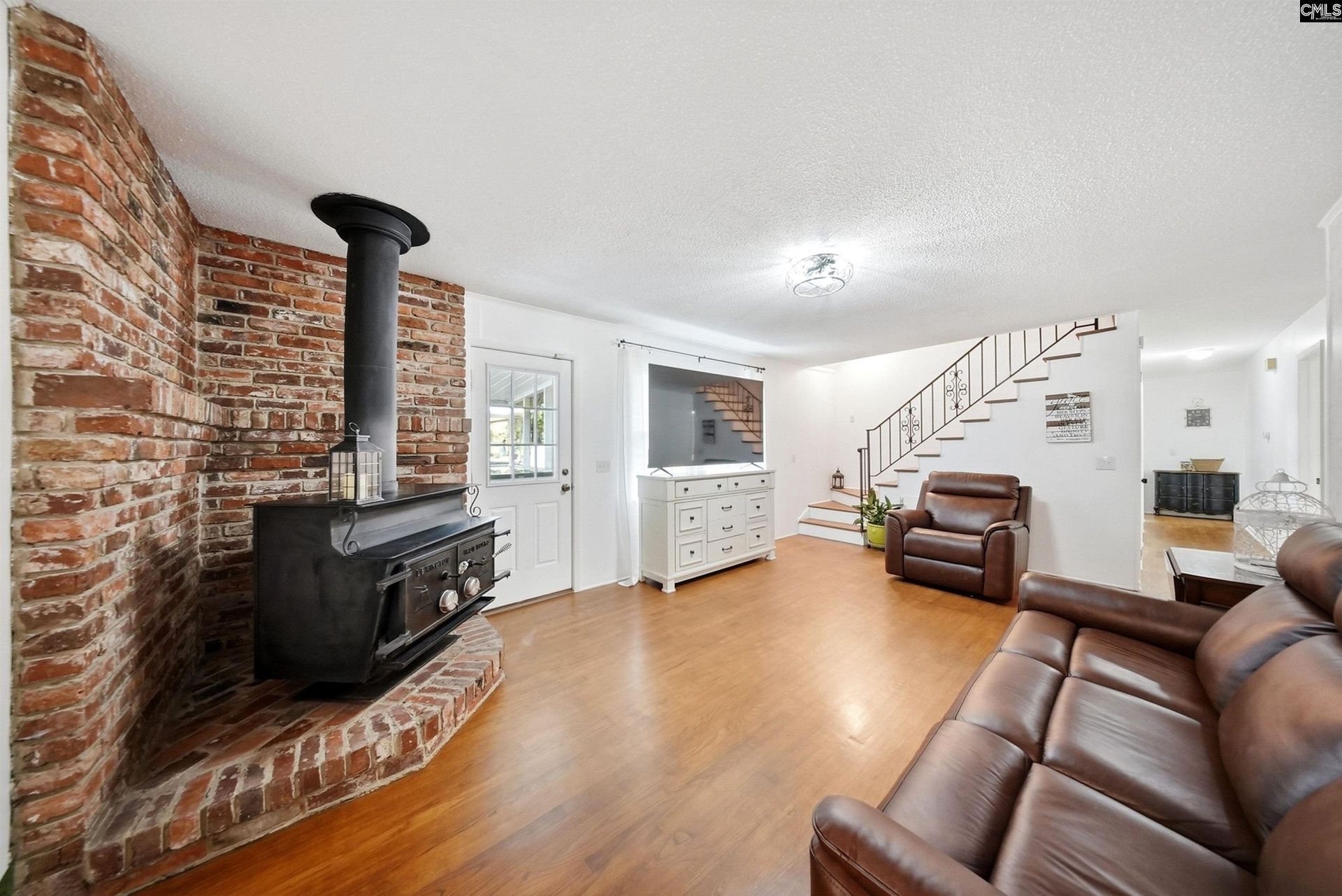 625 Pleasant View  Photo 14