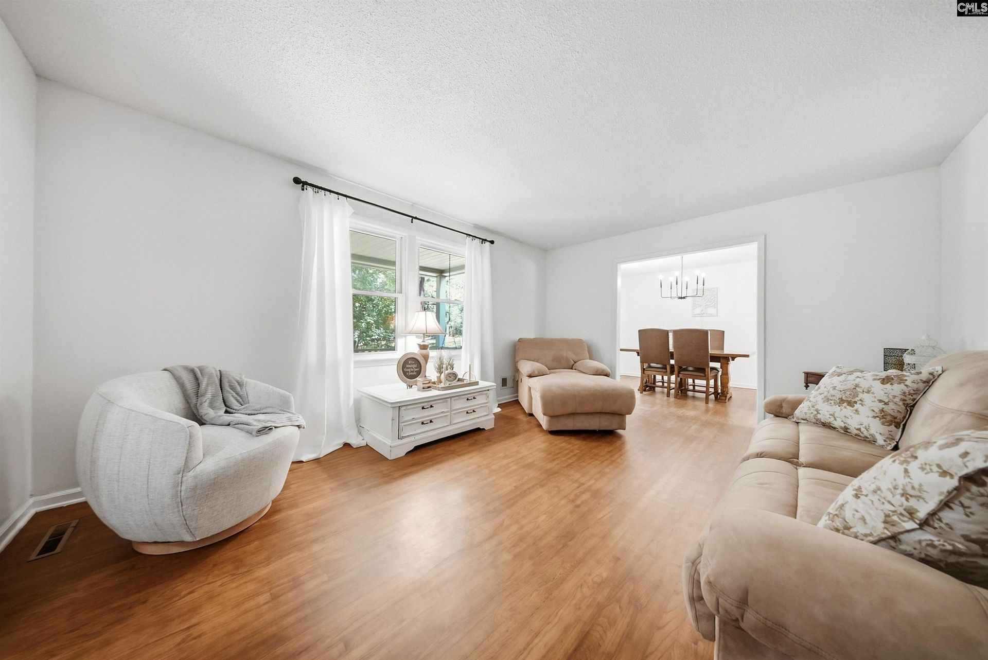 625 Pleasant View  Photo 9