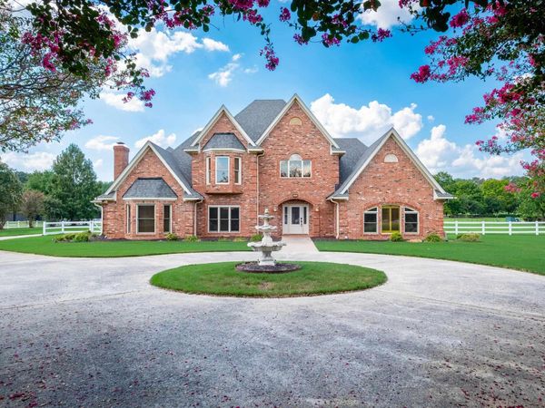 17 Westin Drive, Conway, AR 72034
