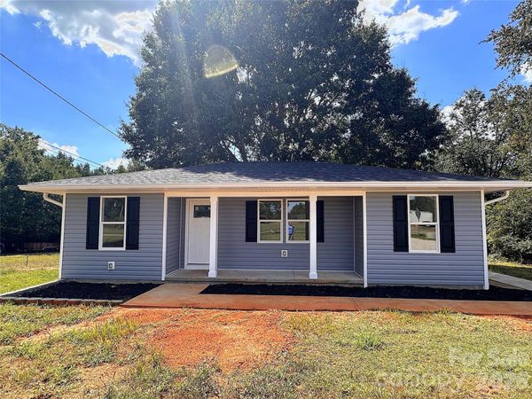 5735 Fallston Road , Belwood, NC 28090