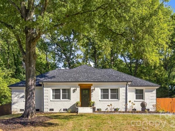 1142 Fox Run Drive, Charlotte, NC 28212
