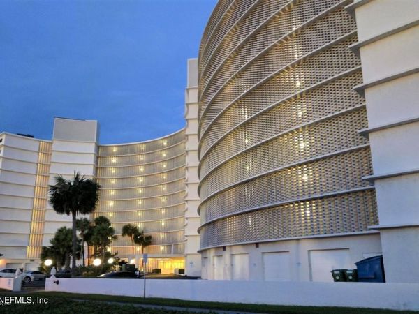 1601 OCEAN Drive S, Unit 109, Jacksonville Beach, FL 32250