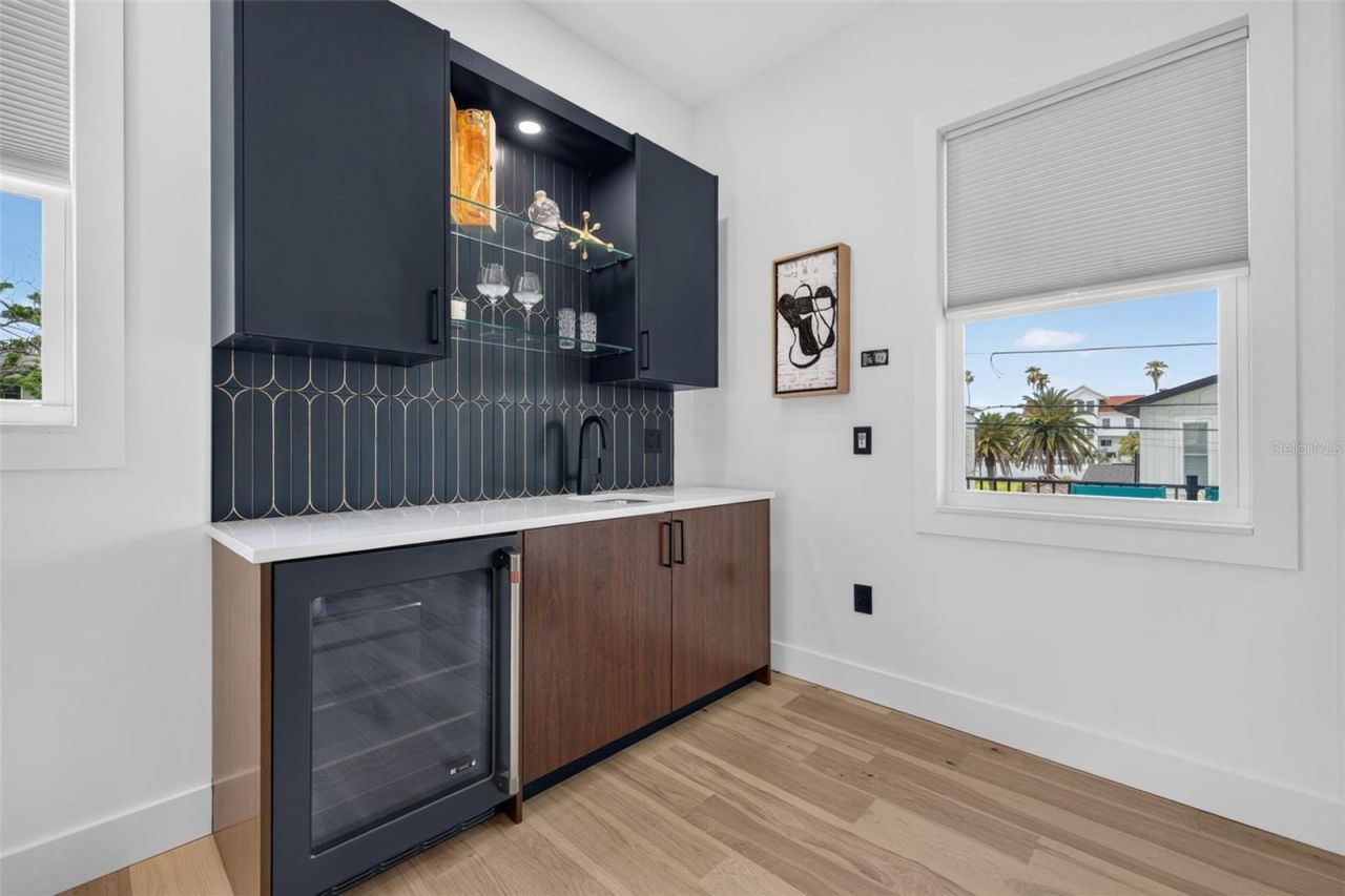 16210 3rd Street E, Redington Beach, FL 33708 Photo
