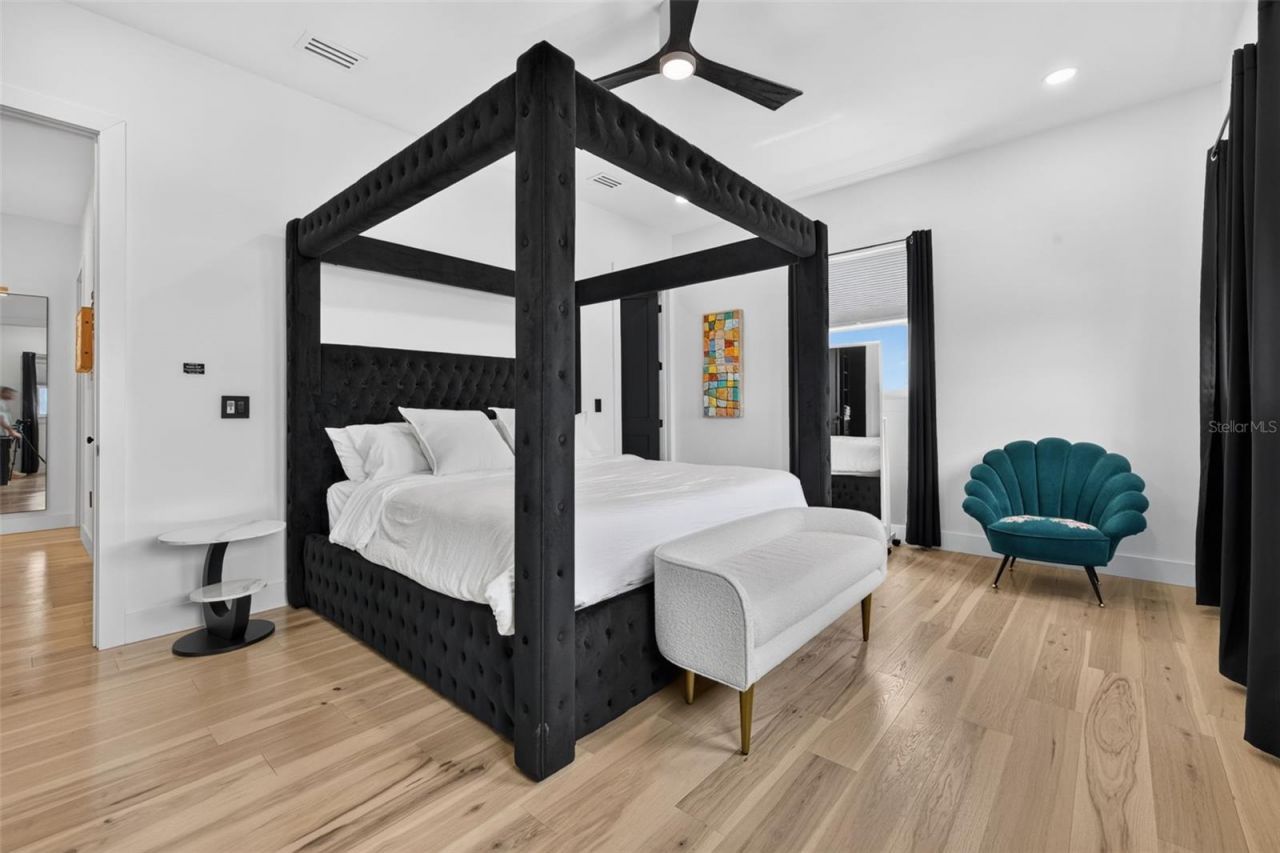 16210 3rd Street E, Redington Beach, FL 33708 Photo