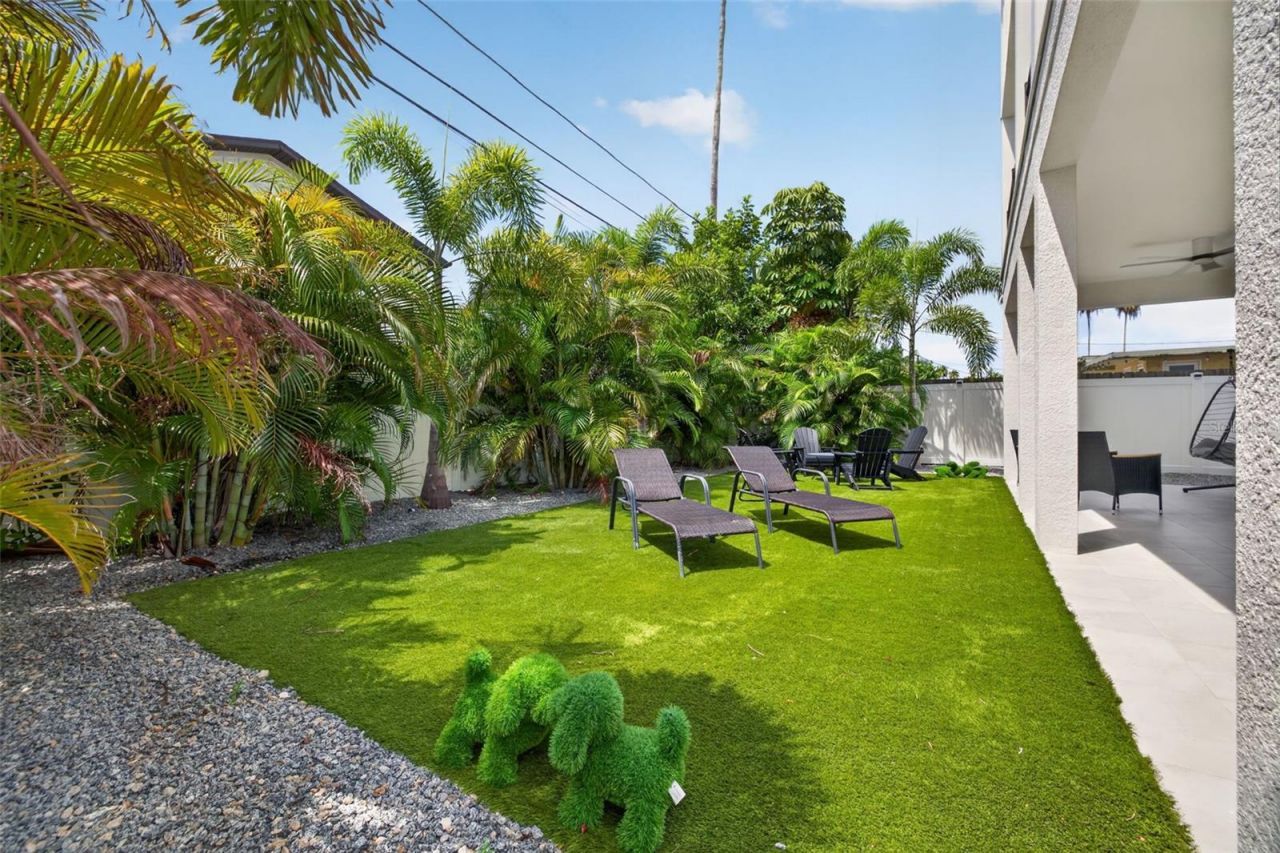 16210 3rd Street E, Redington Beach, FL 33708 Photo