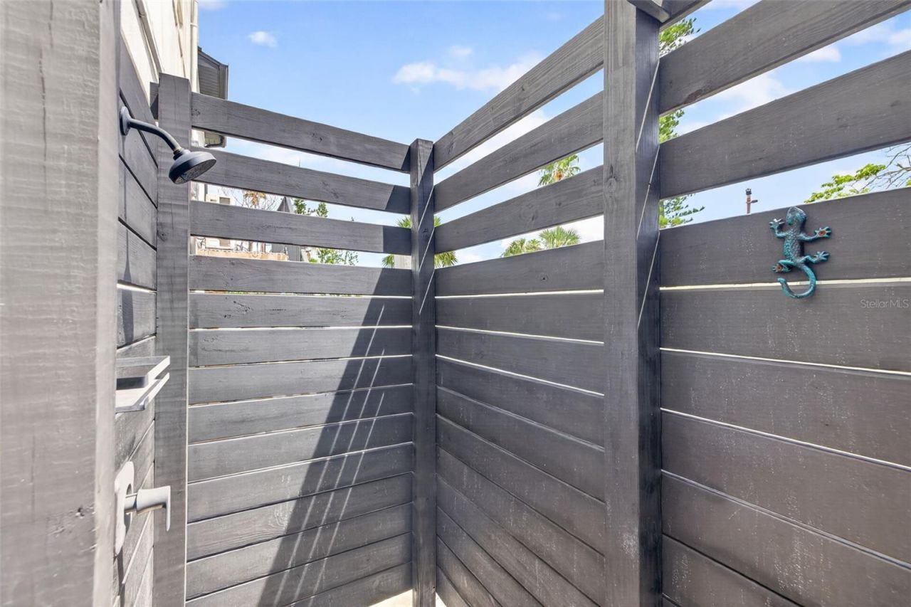 16210 3rd Street E, Redington Beach, FL 33708 Photo