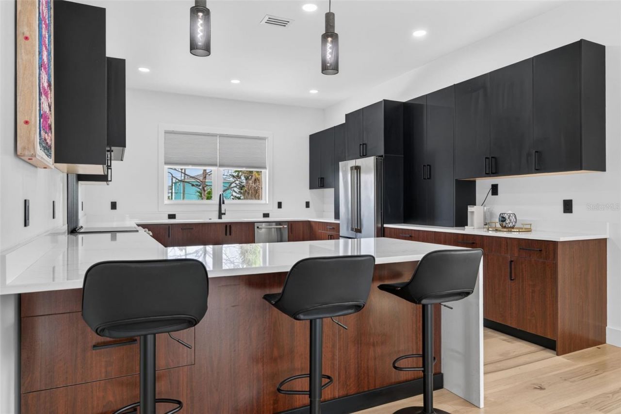 16210 3rd Street E, Redington Beach, FL 33708 Photo