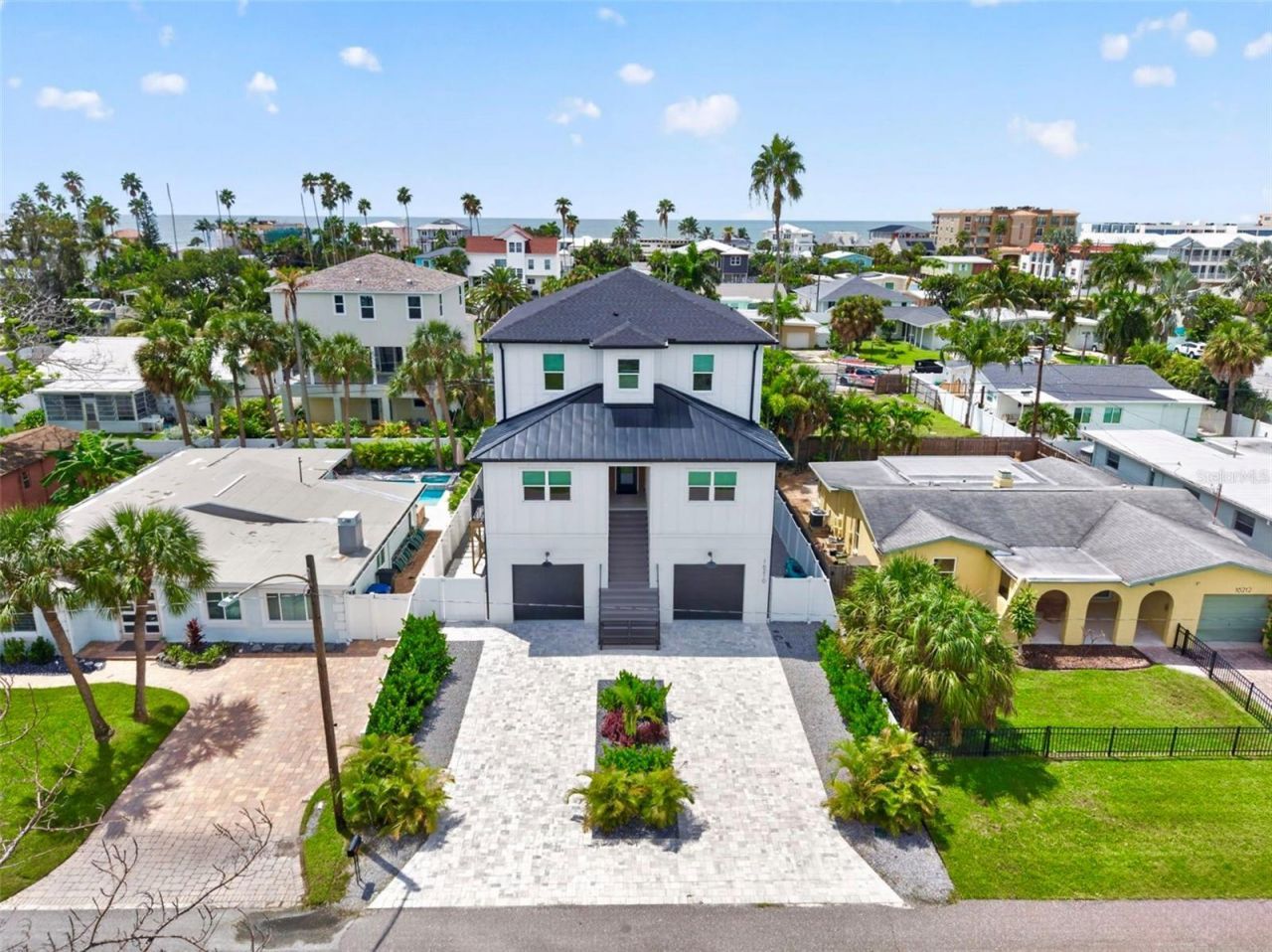 16210 3rd Street E, Redington Beach, FL 33708 Photo