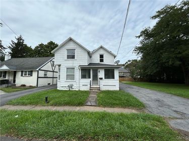 142 W Warrington Road, Syracuse, NY 13205
