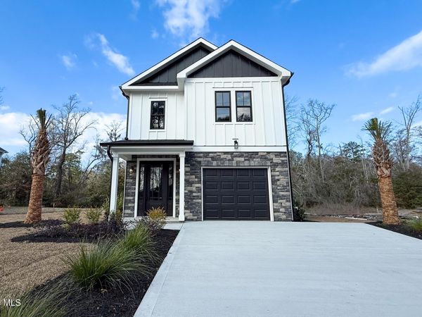 21 Little Creek Road , Castle Hayne, NC 28429