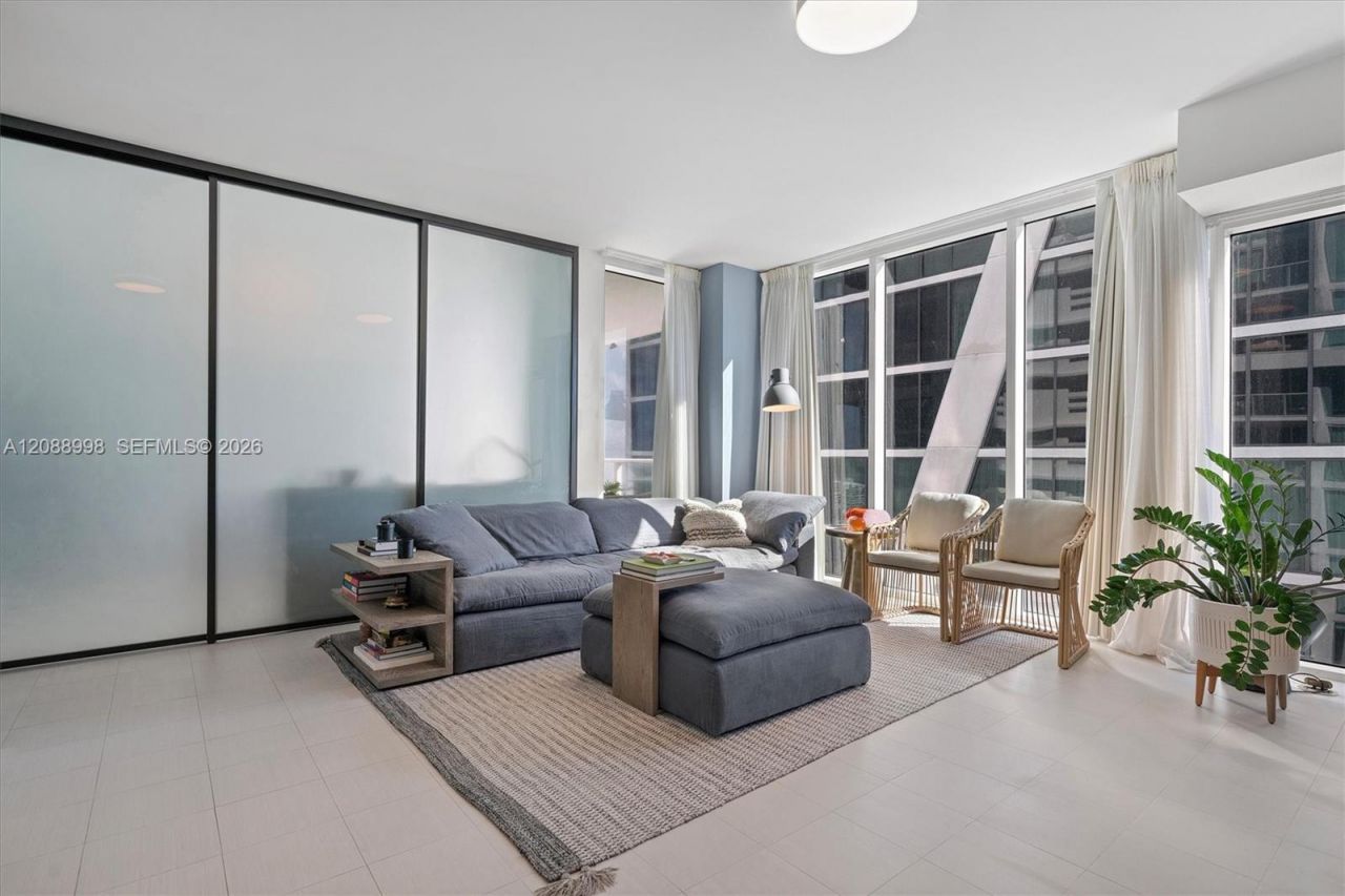 1040 Biscayne Blvd , Unit 3908, Miami, FL 33132 Photo