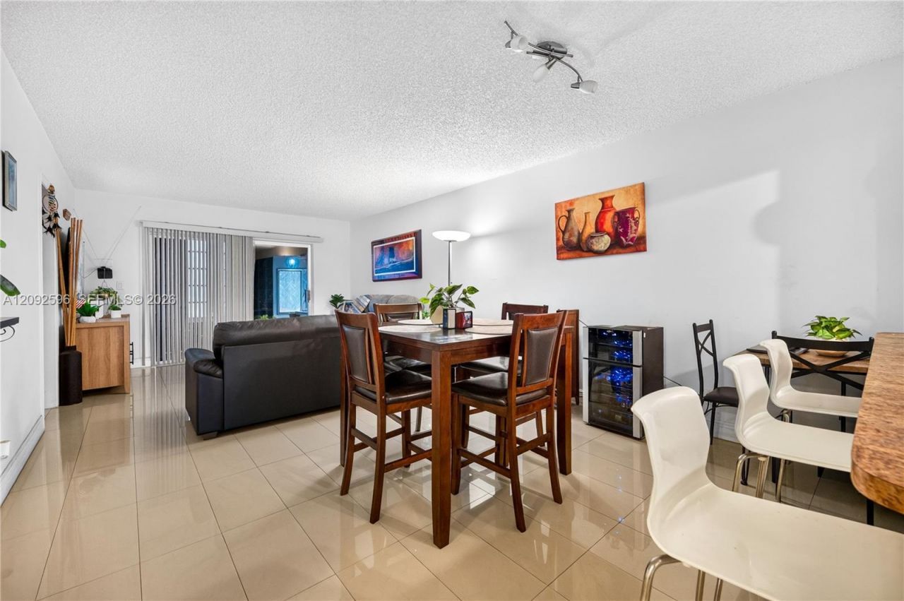 3900 NW 76th Ave, Unit 111, Sunrise, FL 33351 Photo