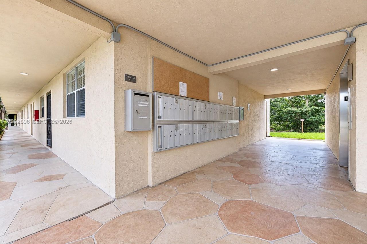 3900 NW 76th Ave, Unit 111, Sunrise, FL 33351 Photo