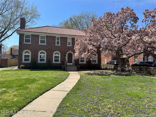 1349 Devonshire Road , Grosse Pointe Park, Mi 48230