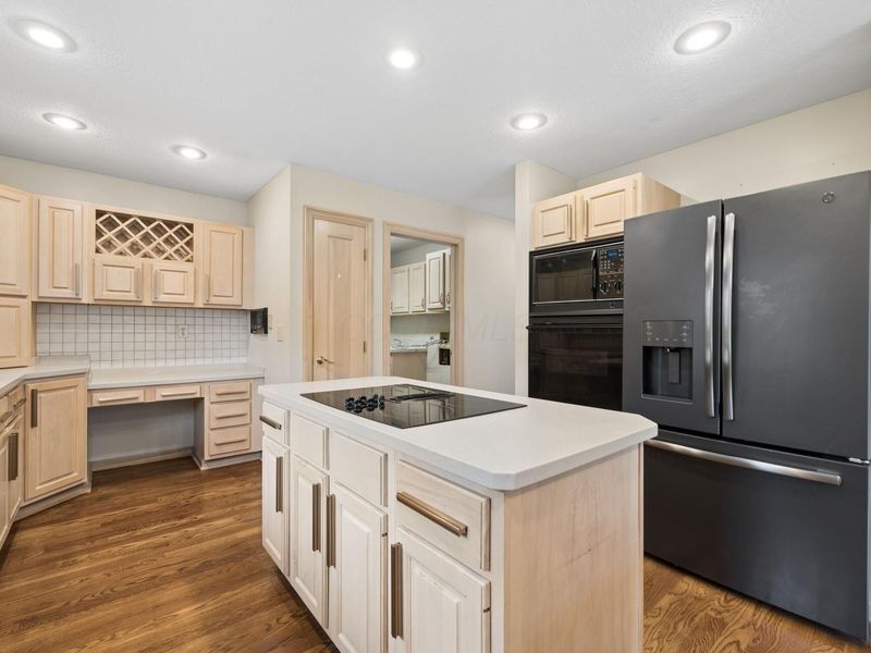 4248 Westleton Court, Columbus, OH 43221 Photo 14