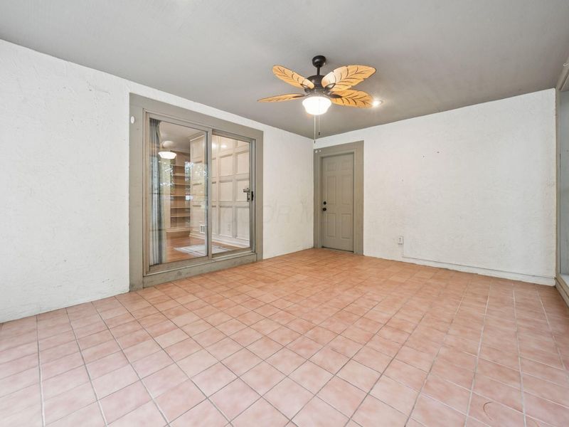 4248 Westleton Court, Columbus, OH 43221 Photo 24