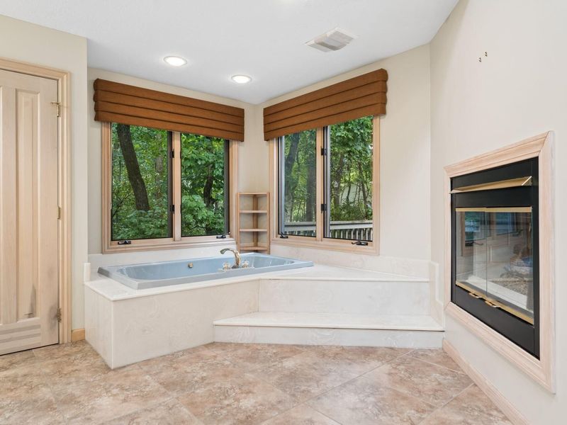 4248 Westleton Court, Columbus, OH 43221 Photo 33