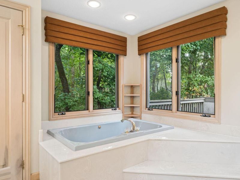 4248 Westleton Court, Columbus, OH 43221 Photo 34
