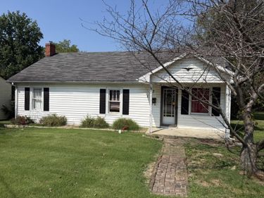127 Center Street, Lawrenceburg, KY 40342