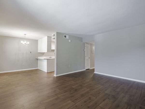 900 Mountain Creek Road, Unit # 135, Chattanooga, TN 37405