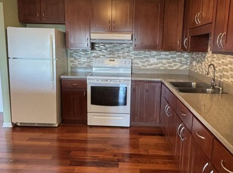 Main Photo