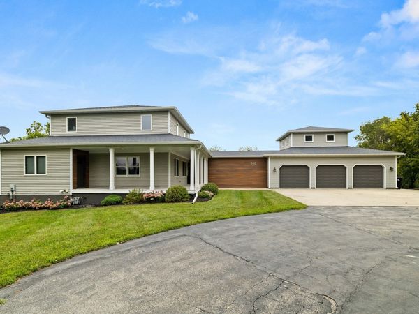 320 College Avenue, Colfax, IA 50054