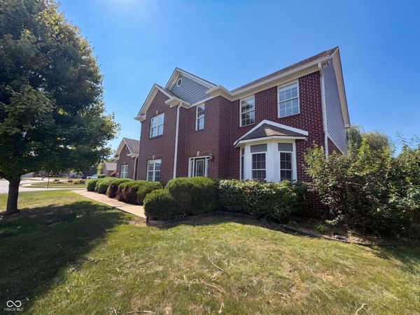 6234 Simien Road , Indianapolis, IN 46237
